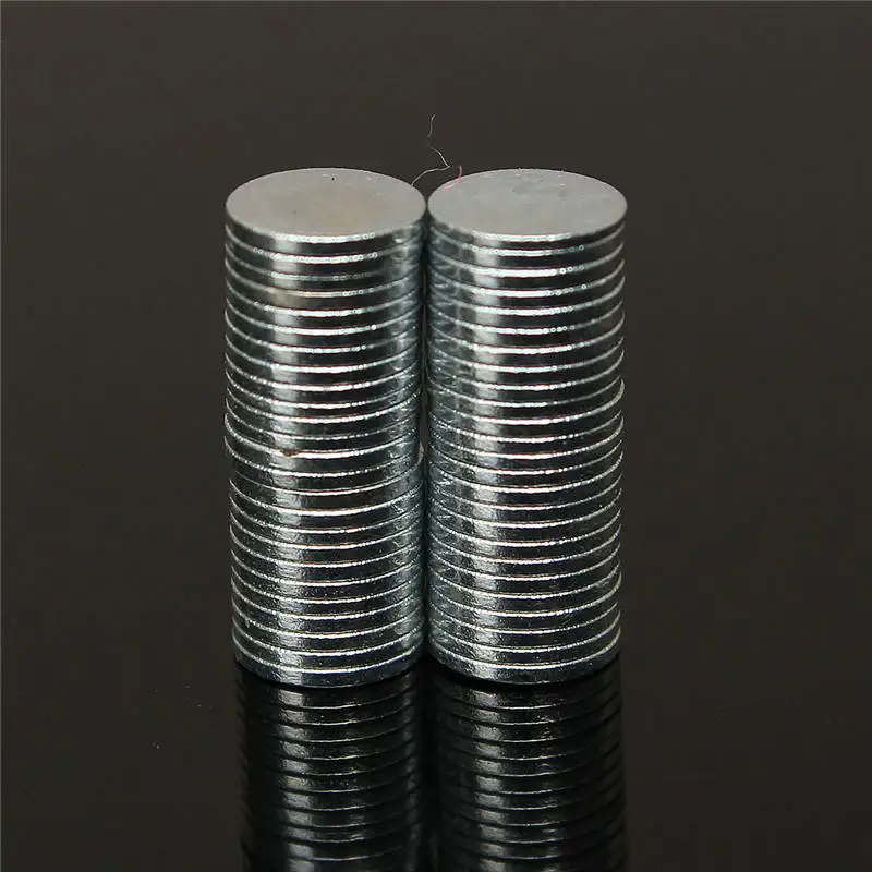 

50pcs 5 x 0.8mm Circular Small Neodymium Disk Magnets N35 Permanent Magnets Powerful Watch your hand