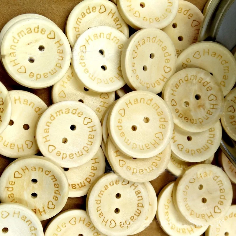 

100pcs 15mm Wood Color Round Buttons Hand Made with Love Heart Decoration Clothes Sewing Craft Buttons Cute Useful Wood Buttons