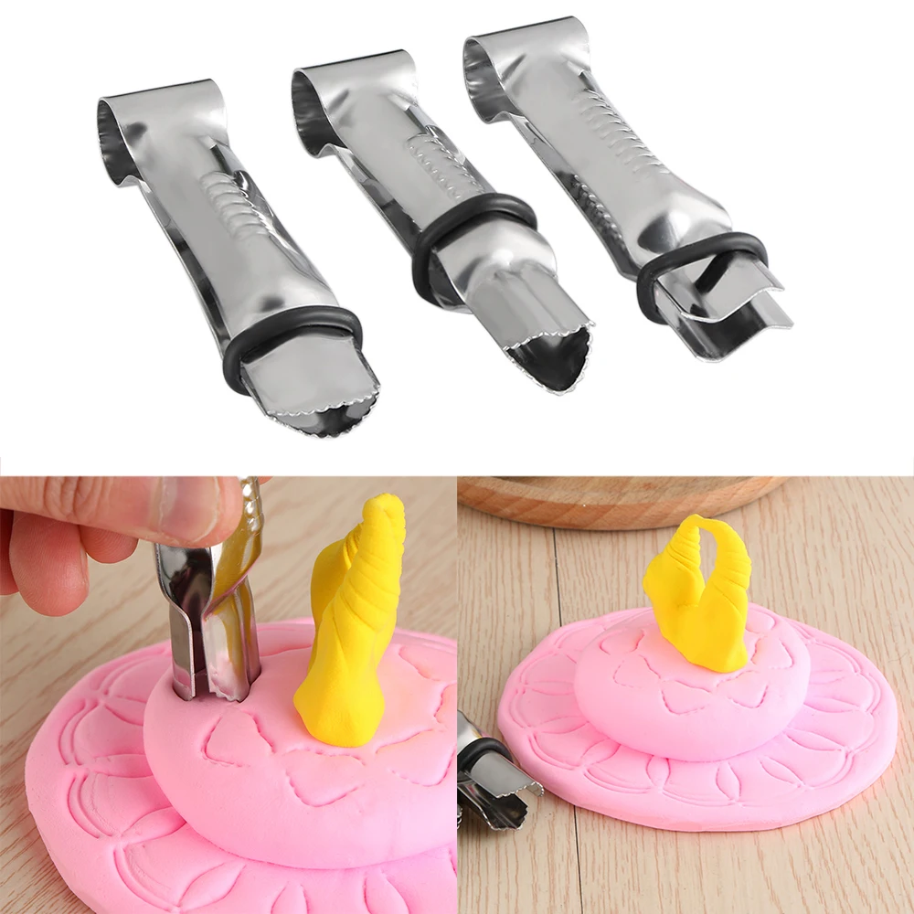 

1Set(3pcs) Practical Stainless Steel Cake Lace Clip Clamp Crimper Cutters Mold Fashion DIY Fondant Cake Clip Mold Baking Tool