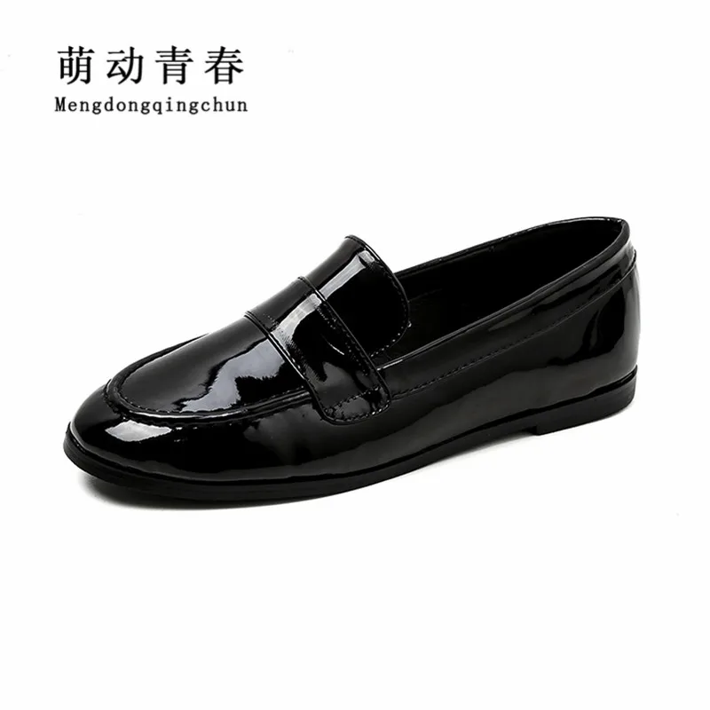 

New Spring Autumn Women Flats Fashion Women Round Toe Slip on Four Season Flat Heels Shoes Comfortable Flat Casual Shoes