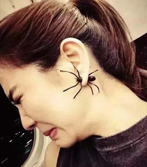 1PC 3d Creep Black Spider Earrings Earrings Hot Unique Punk Earrings For Women Wholesale Fashion Jewelry Womens Accessories