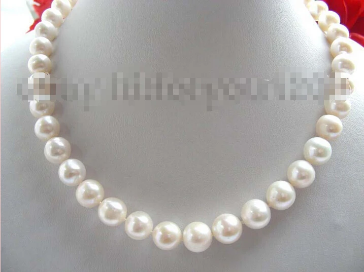 

Free shipping >>>>>> Genuine Natural 11mm White Round Pearl Necklace!