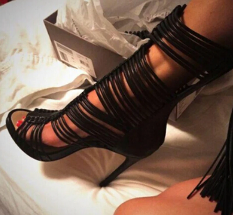 

Women New Design Black White Open Toe Straps Cross High Heel Gladiator Boots Cut-out Tassels Super High Sandals Boots