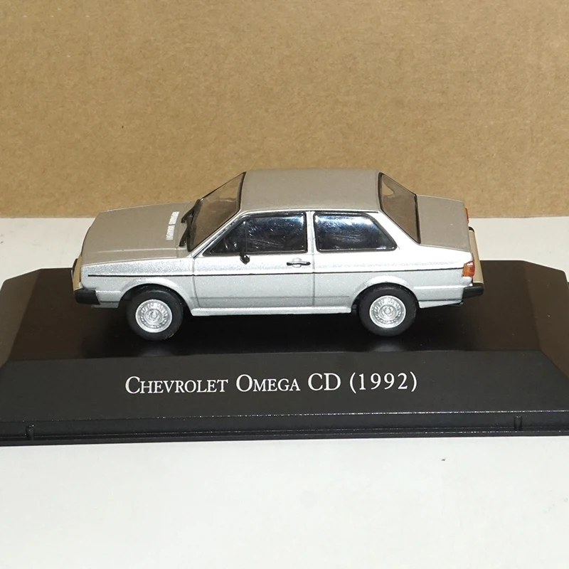 Игрушечный автомобиль красная металлическая модель автомобиля 1 43 Diecasts