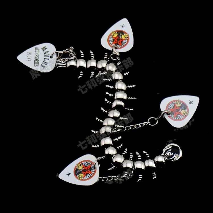

B4 High Quality Thin about 0.5mm Stainless Steel Acoustic Electric Guitar Picks Centipede musical instrument parts Wholesale