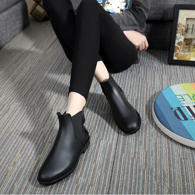 

Fashion Women Boots 2016 Rain Shoes Low Heel Ankle Boots Aj Women Rainboots Botas De Agua Waterproof Rubber Boots For Women