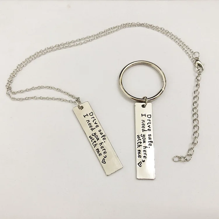

2pcs drive safe key chain I need you here with me drive Pendant 4.9*1.1cm hot gift alloy key ring