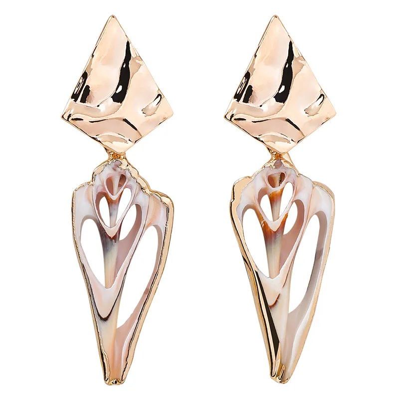 

Natural Irregular Shell Conch Section Drop Earrings Women Fashion Geometric Gold Beach Shell Statement Earrings Jewelry