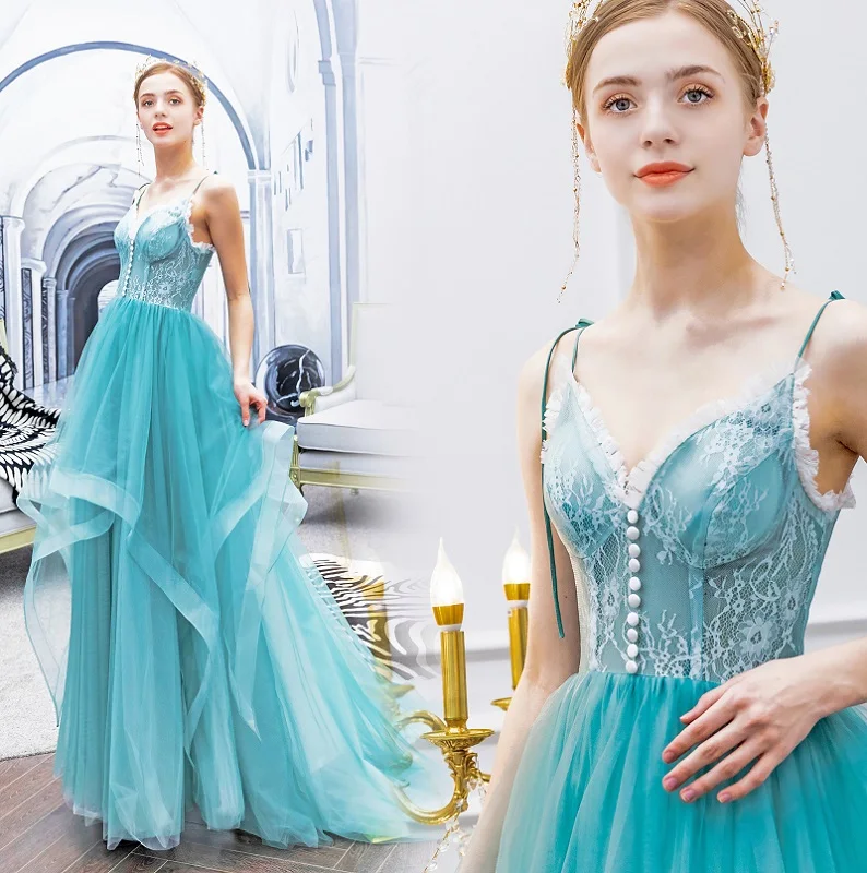 Blue Prom Dress Ruffles Spaghetti Straps Bridesmaids Dress Sweetheart Lace A Line Sweep Train Evening Gown