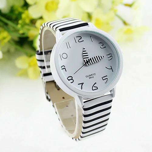 

Women Stripes Strap Watches New Color Round Case Casual Wrist Watch New Design 6YNC