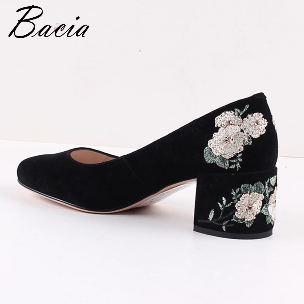 sandals shoes