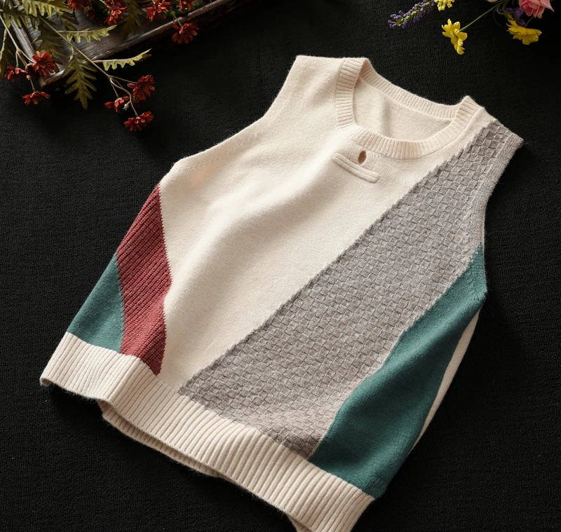 

Color block brief button quality V-neck sleeveless knitted vest sweater