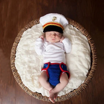 

New Baby Boy Girl Photography Props Cotton Blend Knitted Hats + Shorts Infant Costume For Studio High Quality Baby Clothing Set