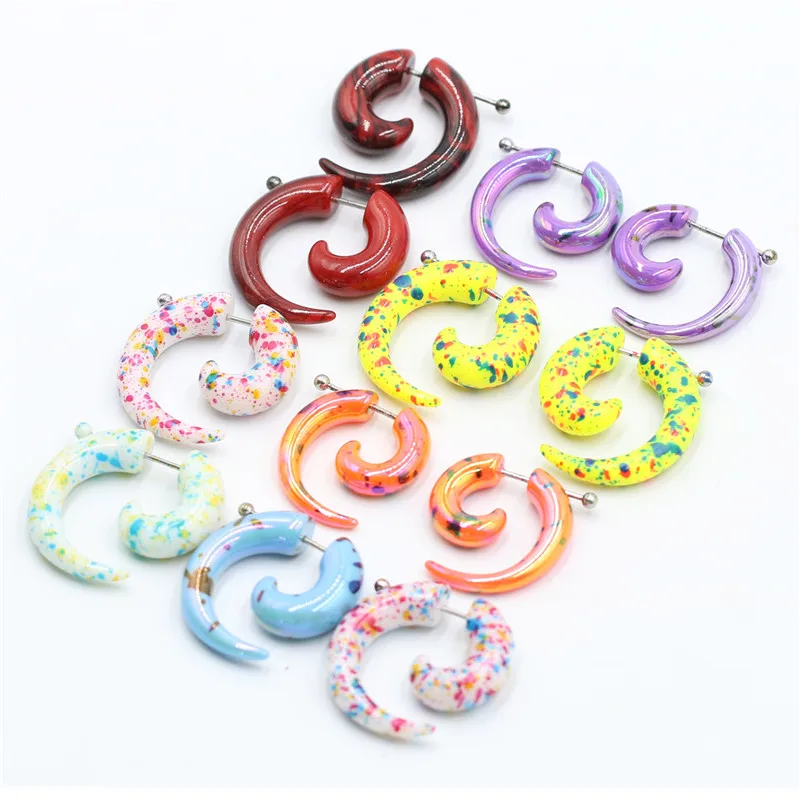2PCS/lot Tunnel and Plug Fake Piercings Acrylic Spiral Ear Piercing Stretchers Expander Cartilage Plugs Body Sexy Jewelry