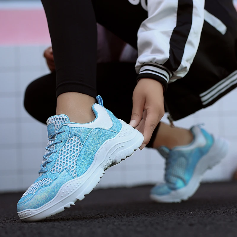 2018 Женская Светоотражающая обувь zapatillas mujer шикарная на толстой платформе женские