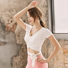 Белый совместный купальник сексуальный Для женщин Йога Топ Спортивная футболка Для женщин футболка с короткими рукавами для фитнеса Спортивная одежда для Для женщин тренажерный зал укороченный топ