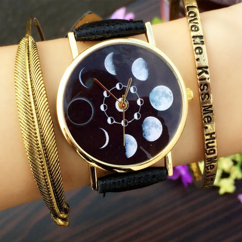 

Fashion Watches Women 2017 Reloj Mujer Moon Lady Pattern Ladies Watch Leather Analog Casual Sports travel Quartz Wrist Watch