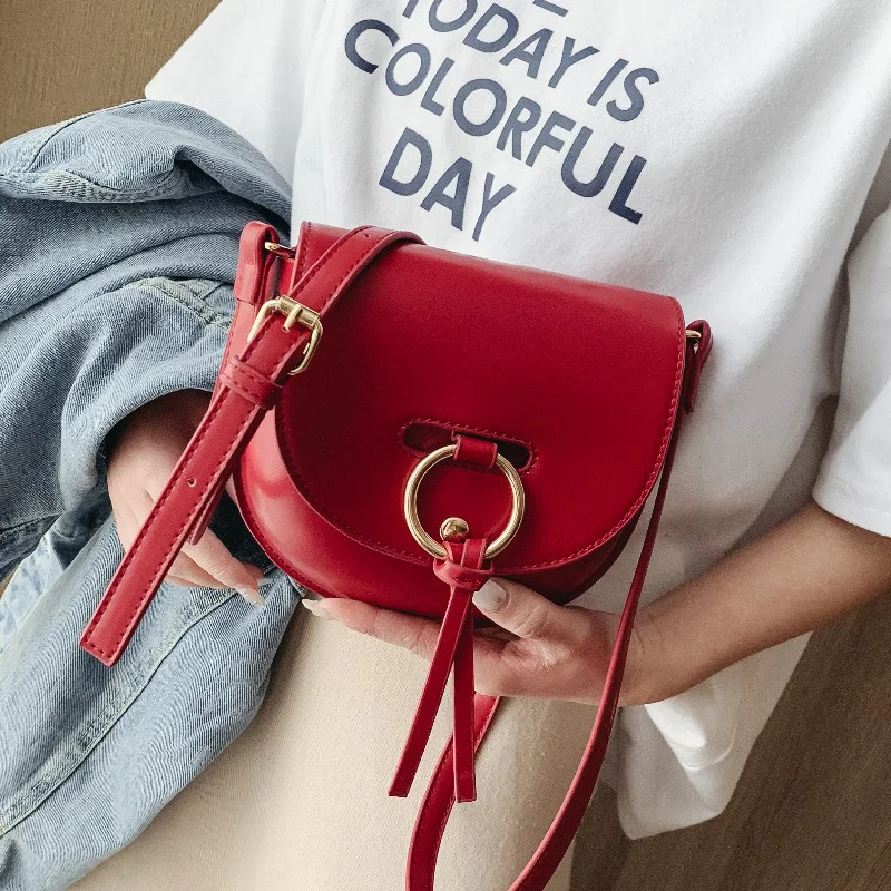 القوس Crossbody أكياس للمرأة 2019 بلون بو حقائب يد جلدية والمحافظ الإناث عبر الجسم حقيبة يد السيدات حقيبة جديد القوس Crossbody أكياس للمرأة 2019 بلون بو حقائب يد جلدية والمحافظ الإناث عبر الجسم حقيبة يد السيدات حقيبة جديد