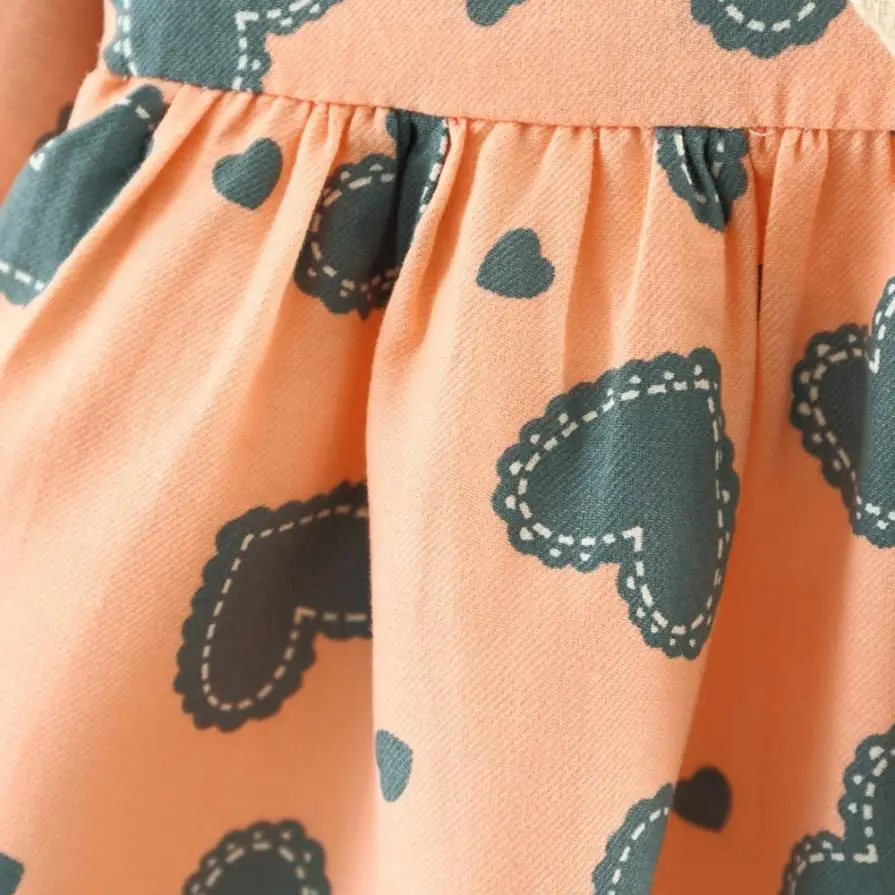 Коллекция года, весенне-осеннее милое платье принцессы с длинными рукавами и принтом сердца для маленьких девочек+ маленькая сумка, L8074