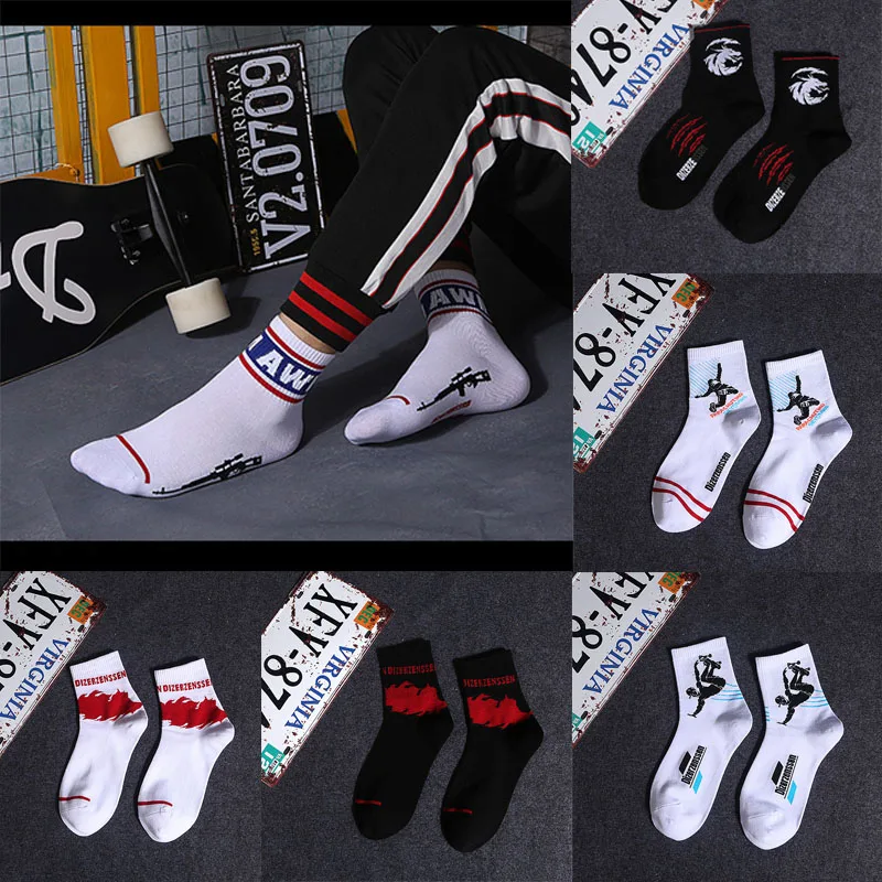 

LNRRABC 2018 New Popular Printed Creative Hot Sale Personality Cotton Comfortable Men Harajuku style Unisex Sports Socks Women