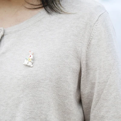 Броши Funmor с эмалью в виде симпатичного кролика булавки из сплава для женщин и