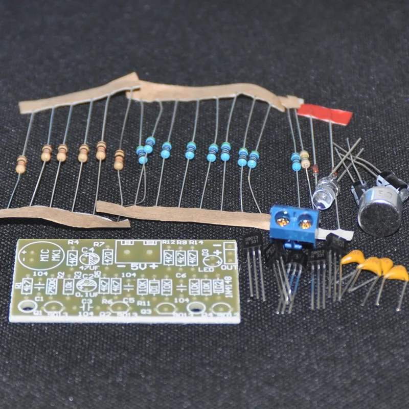 

5V Clapper Control Trousse Clap DIY Kit Clap Switch Suite Sound Activated LED Switch Electronics Part PCB Circuit Voice Control