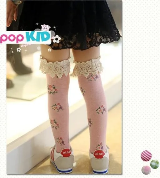 Модные длинные носки с цветочным рисунком для маленьких девочек; ; детские кружевные хлопковые носки принцессы; 5 пар в лоте; разные цвета;