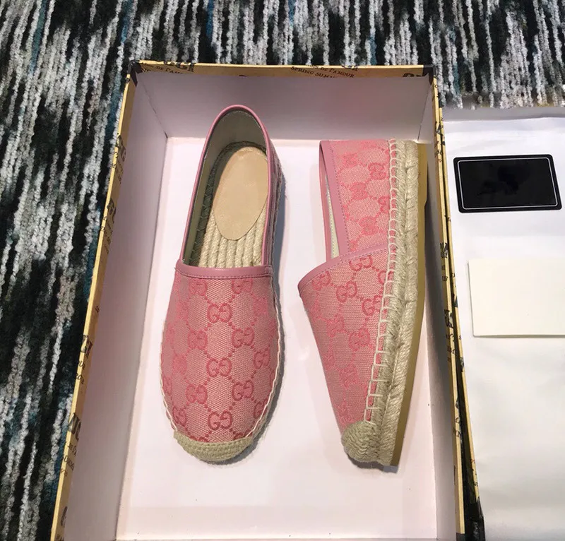 

19SS Embroidered Fabric Round Toe Slip On Casual Shoes Straw Weaving Thick Bottom Soft Flats Loafers Fisherman Beach Woman Shoes