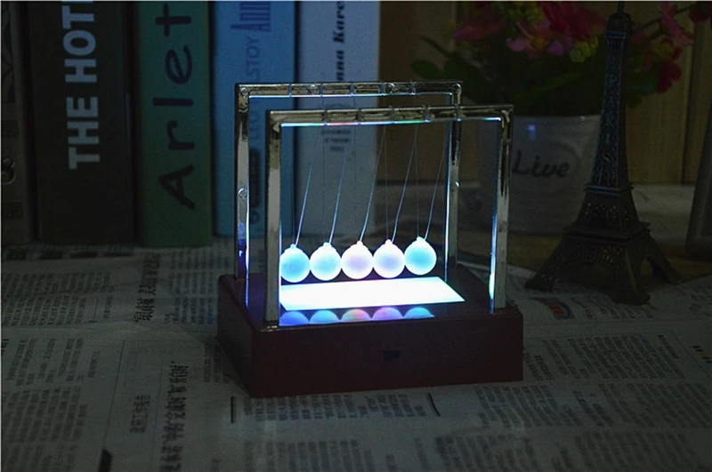 Novelty Colorful Glowing Night Light Creative Gift Newtons Cradle LED Light Up Kinetic Energy Home Offcie Science Toys Home Decor (1)