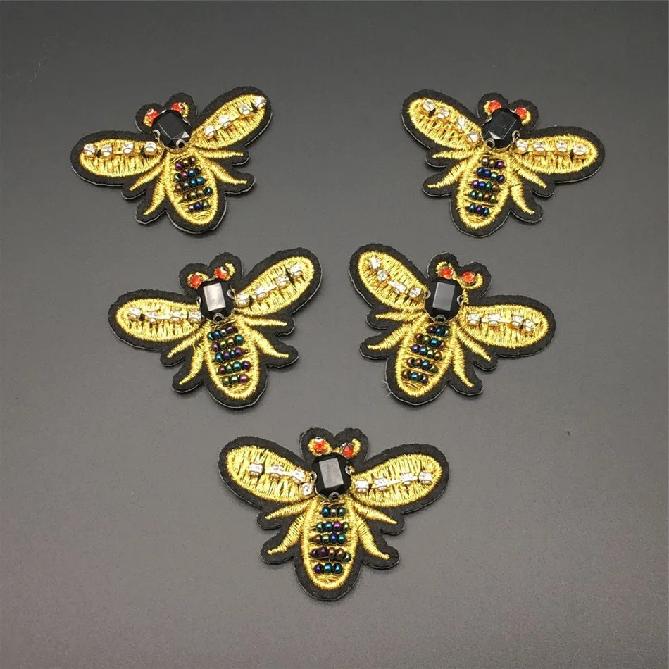 

5Pcs/lot golden Bees Rhinestones Beaded patches Sew on sequin patch for clothing beading Applique cute patch