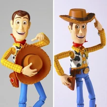 Juguete historia 4 Woody Buzz Lightyear NO.010 Sci-Fi Revoltech figuras de acción en miniatura de juguete 4 3 Woody recoger los regalos para los niños