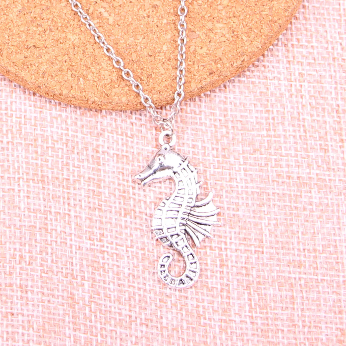 

New Fashion Antique Silver Pendants 38*18mm hippocampus seahorse Necklace Handmade Necklace Gift