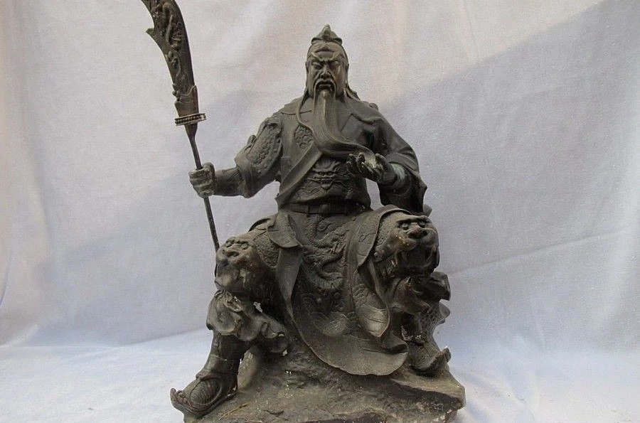 

Chinese Classical Bronze martial Dragon Guan Gong warrior Buddha Guan Yu statue