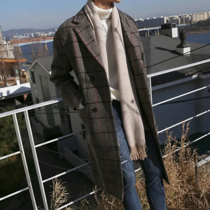 

Spring 2018 new Korean version thousand birds plaid cashmere WOOL overcoat men's long herringbone style trench coat trend.
