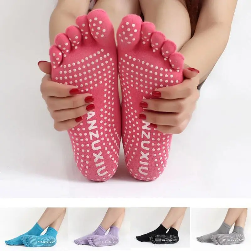 

Anti Slip Women 1 pair Women Yoga Socks Non-slip Massage Rubber Fitness Warm Socks Gym Dance Sport Exercise Barefoot Feel