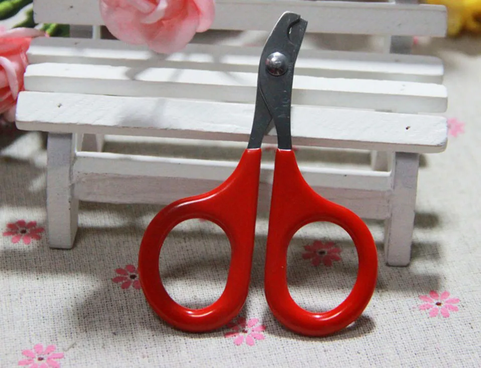 1 PCS Metallic red scissors for cats Solid and durable scissors for claws cat cats products for pets cat nails                   (10)