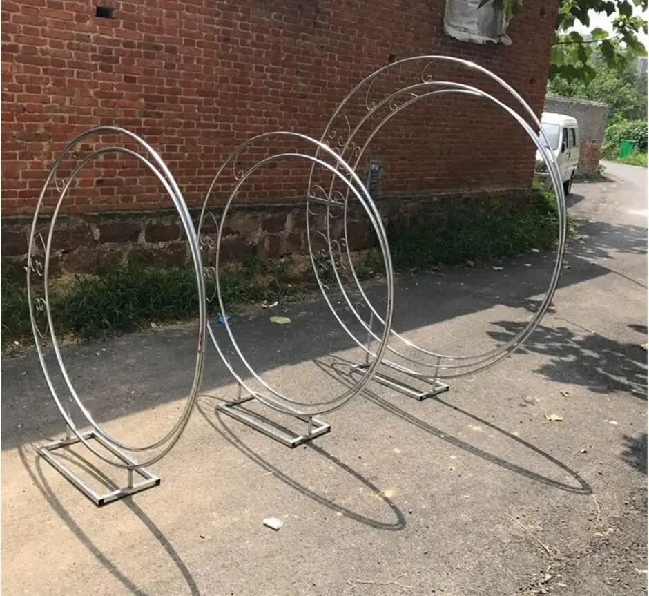 

New wedding props, iron arch truss background decorative sakura round flower door shelf.