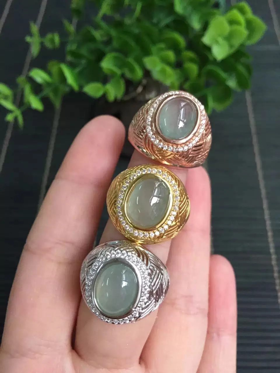 10*12mm natural oil icy green jade ring for men with certification