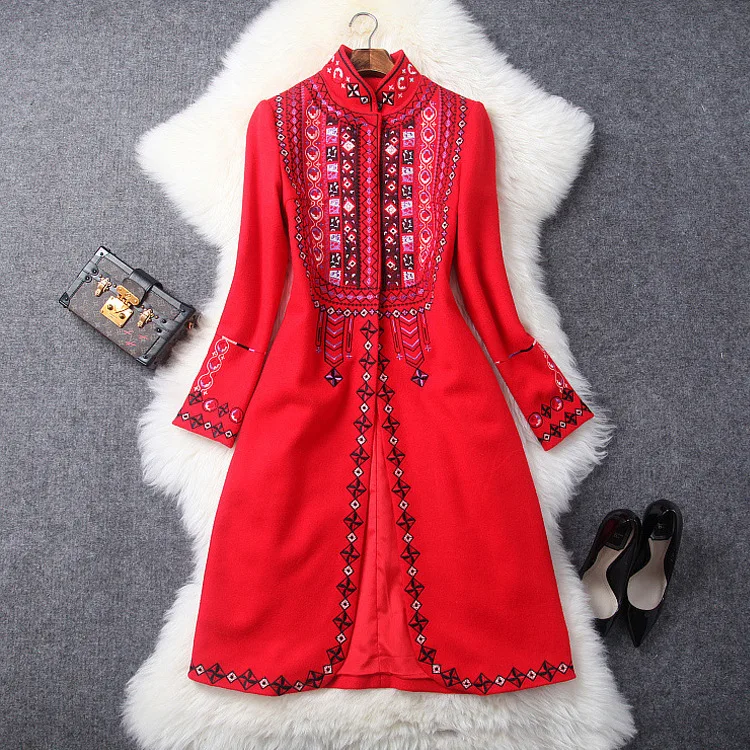 

Women vintage geometric pattern embroidery coat stand collar a-line mid-length thick coats outerwear new 2018 autumn winter red