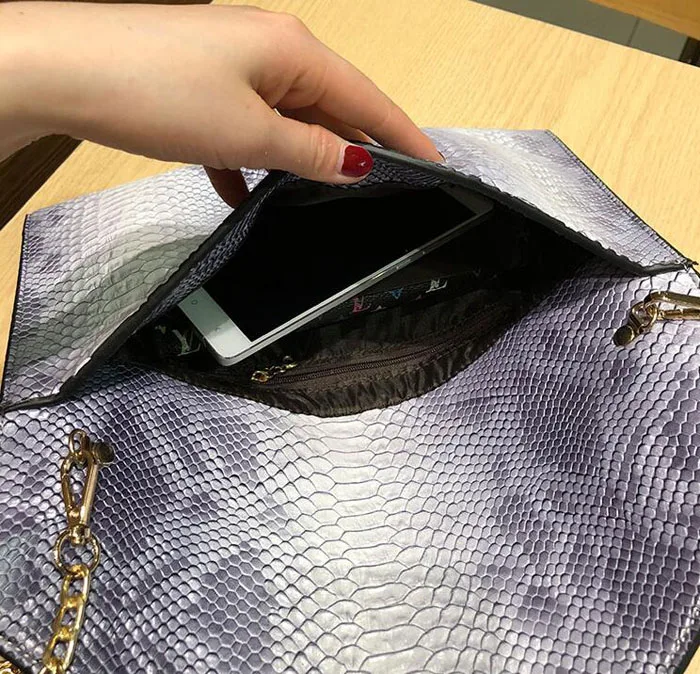 551