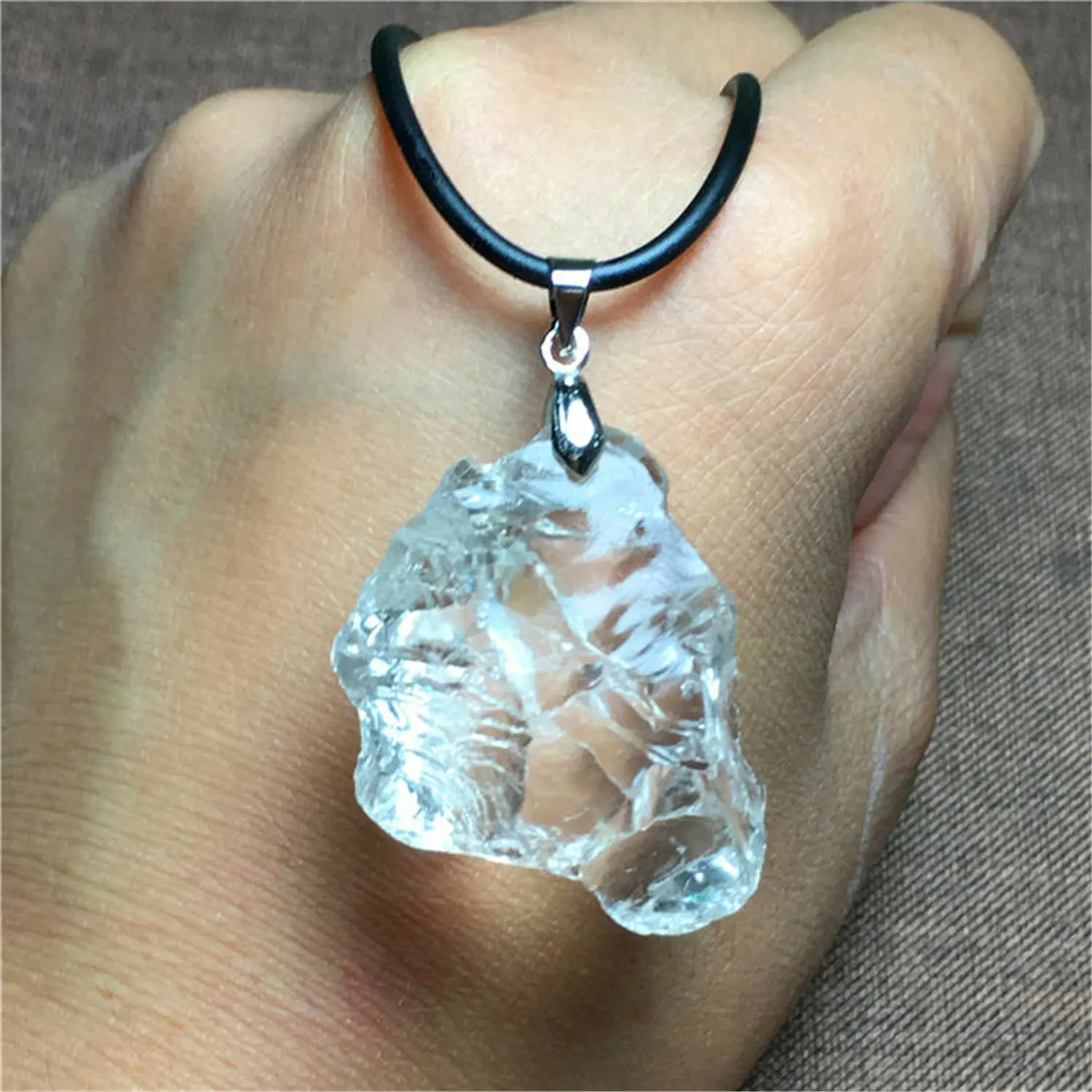 

Natural Crystal semi-precious stone Clear Quartz Pendant Jewelry accessory 1pc