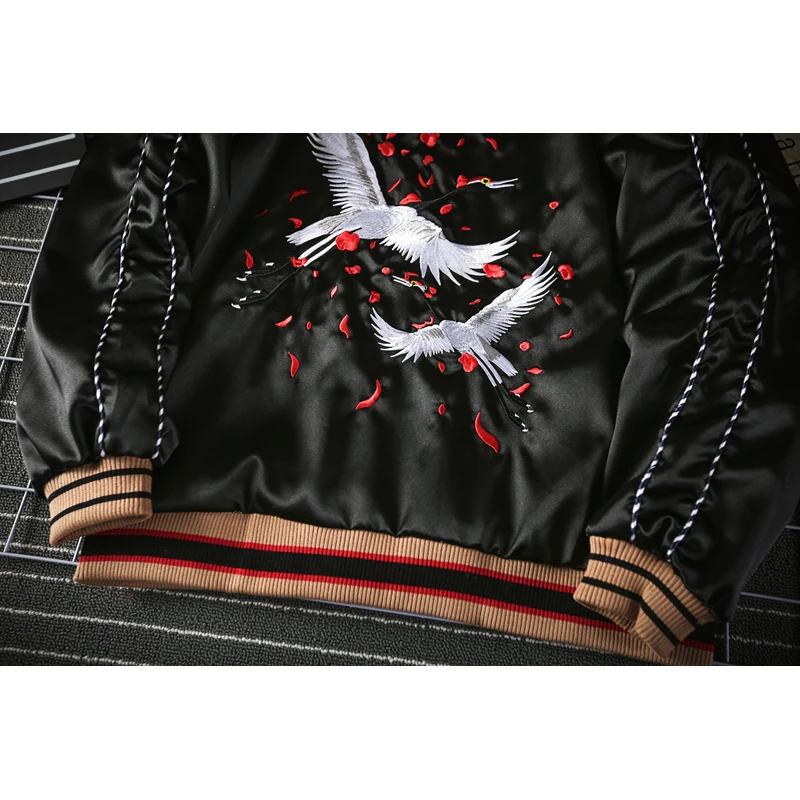 Kaufen Trend Stickerei Lässig Baseball Kleidung herren Aviator Jacke Kran Silk Satin Design Herbst Winter Hübscher Mantel Flut Marke