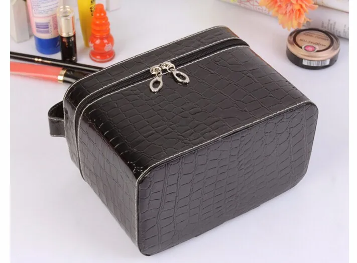 cosmetic bag (2)