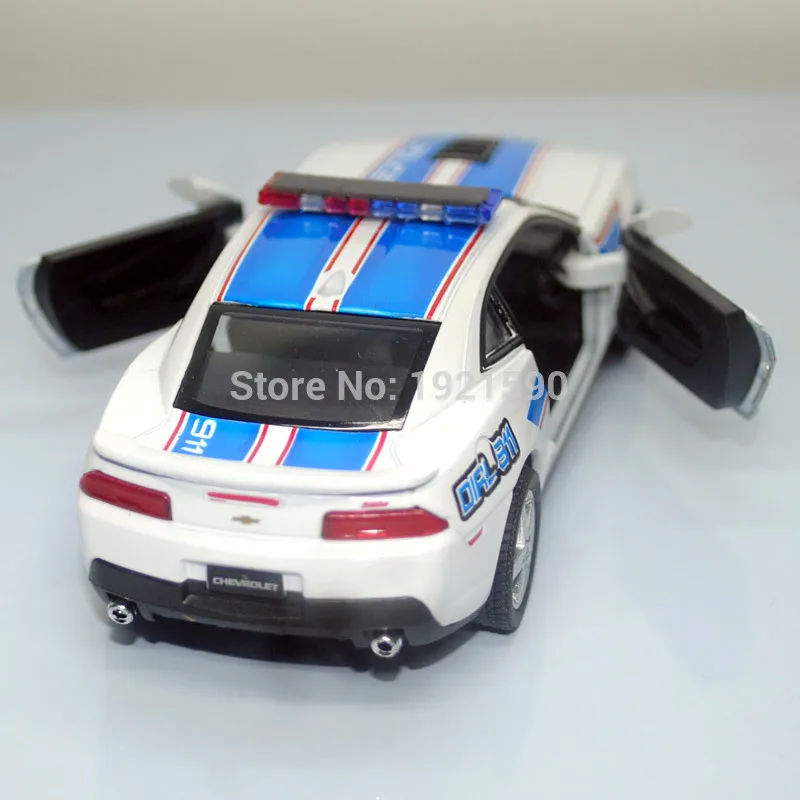 Chevrolet Camaro police version white (7)