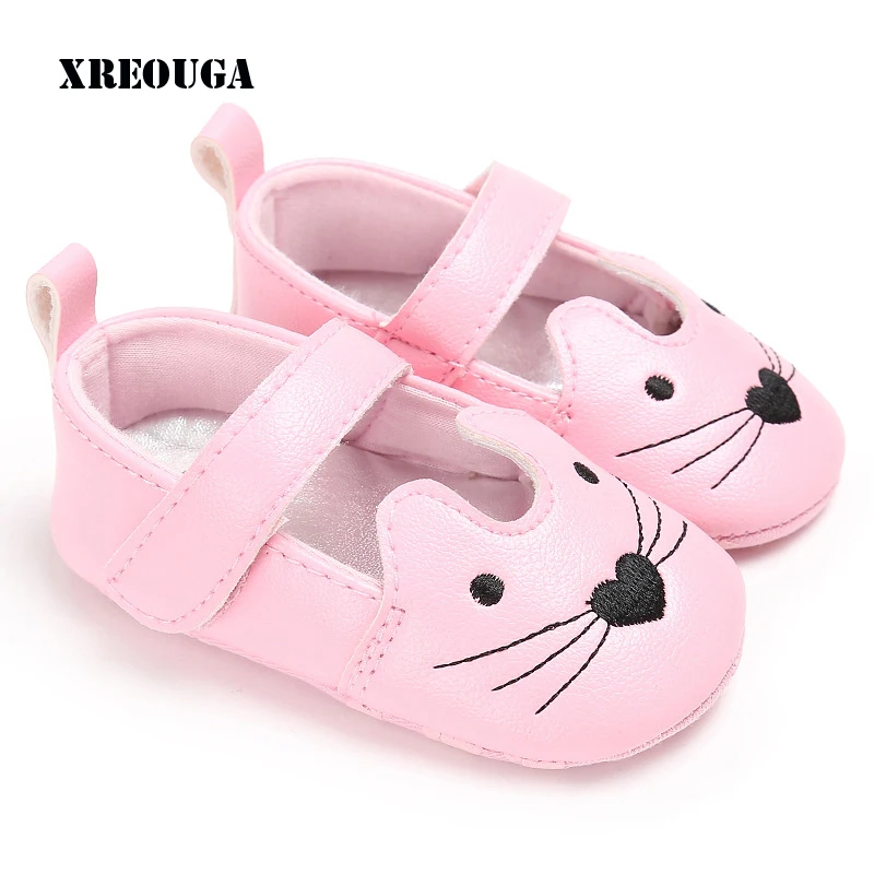 XREOUGA Shallow Cats Prints Heart-shaped Baby First Walkers Candy Colors Princess Soft Sole Skidproof Infant Crib Shoes HYS41 |