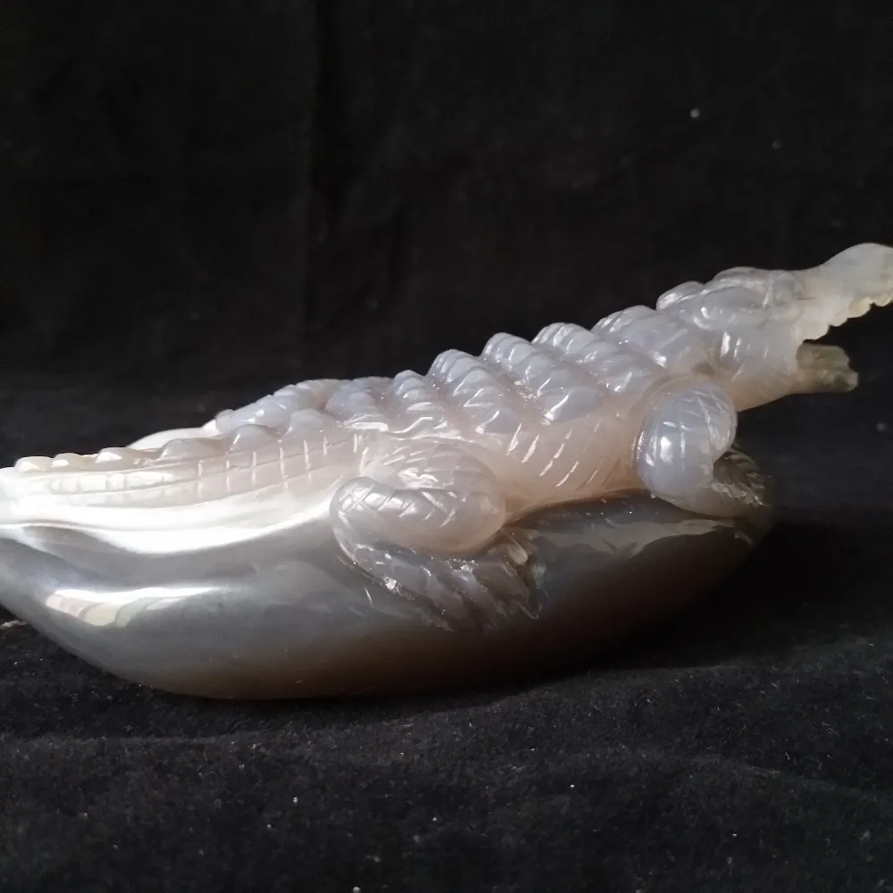 crocodile Sobek sculpture Natural Stone agate  geode Crystal clust hand engraving home decoration accessories Stone work Statue