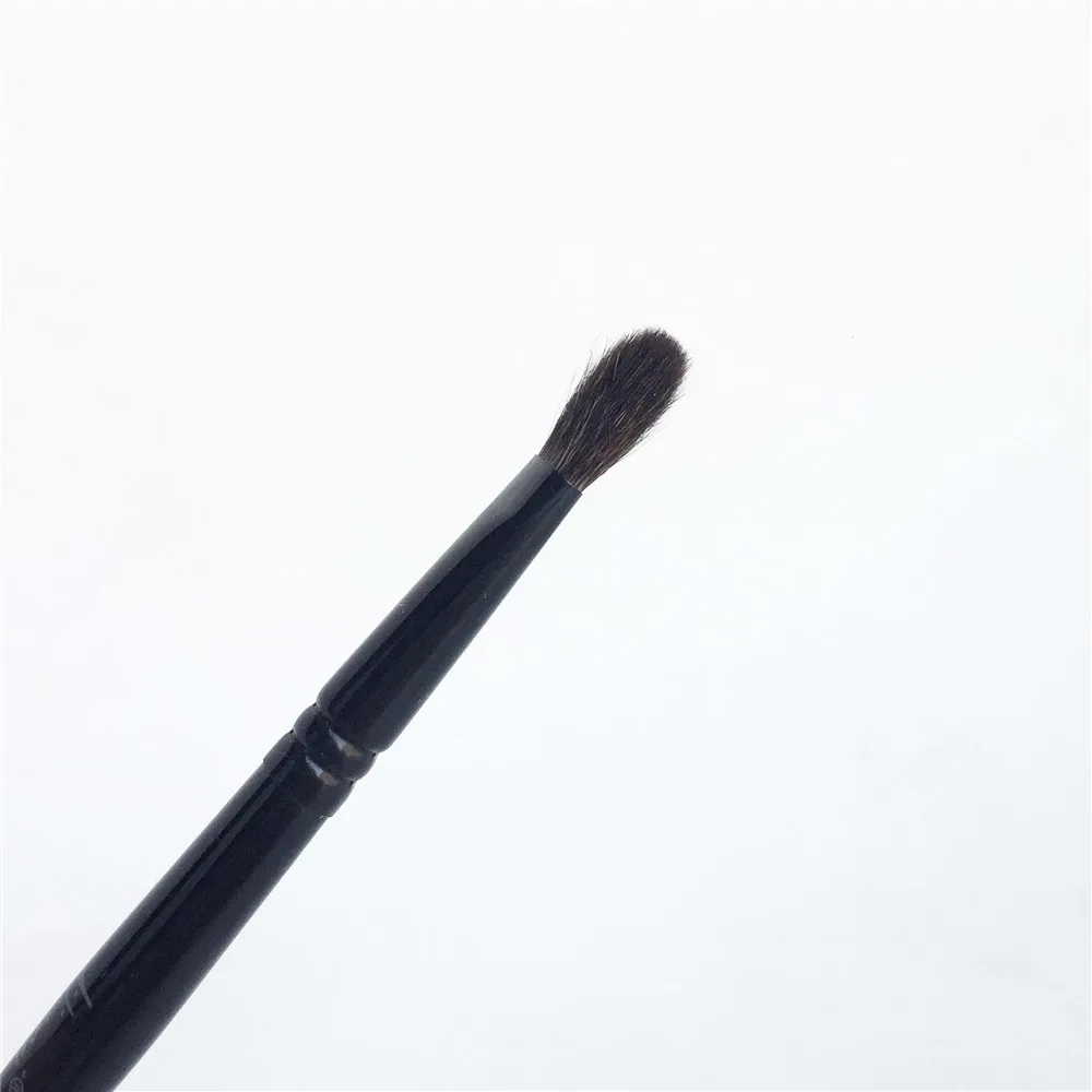 Brush 06 Eye Shadow Blending Brush _ 4