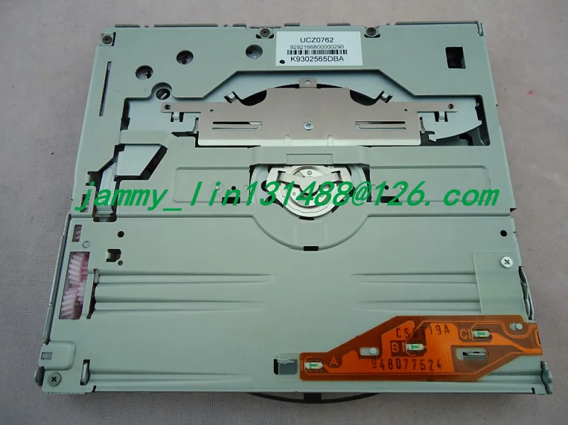 UCZ0781 clarion DVD mech for Nissan.jpg