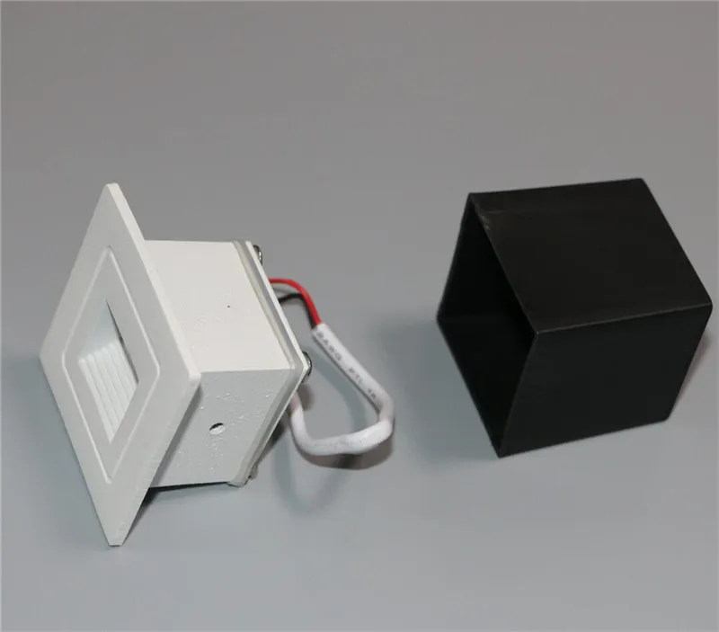 wall lamp (16)