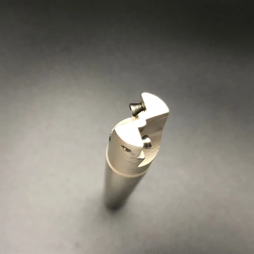 Lathe tool APMT1135+1PCS 16mm end milling cutter BAP300R C16-16-150-2T CNC machine tool carbide milling insert cutter
